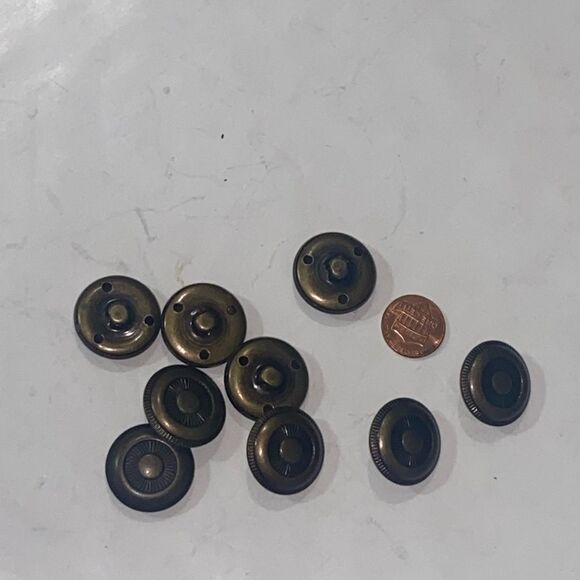 Vintage 9 Piece Buttons - Picture 8 of 8